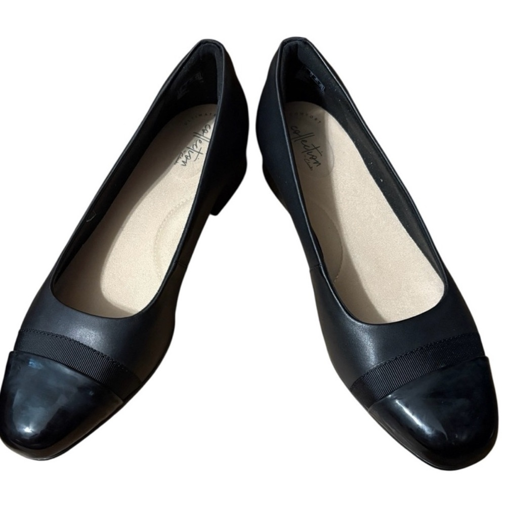 Clarks Women's Black Cap-Toe Flats